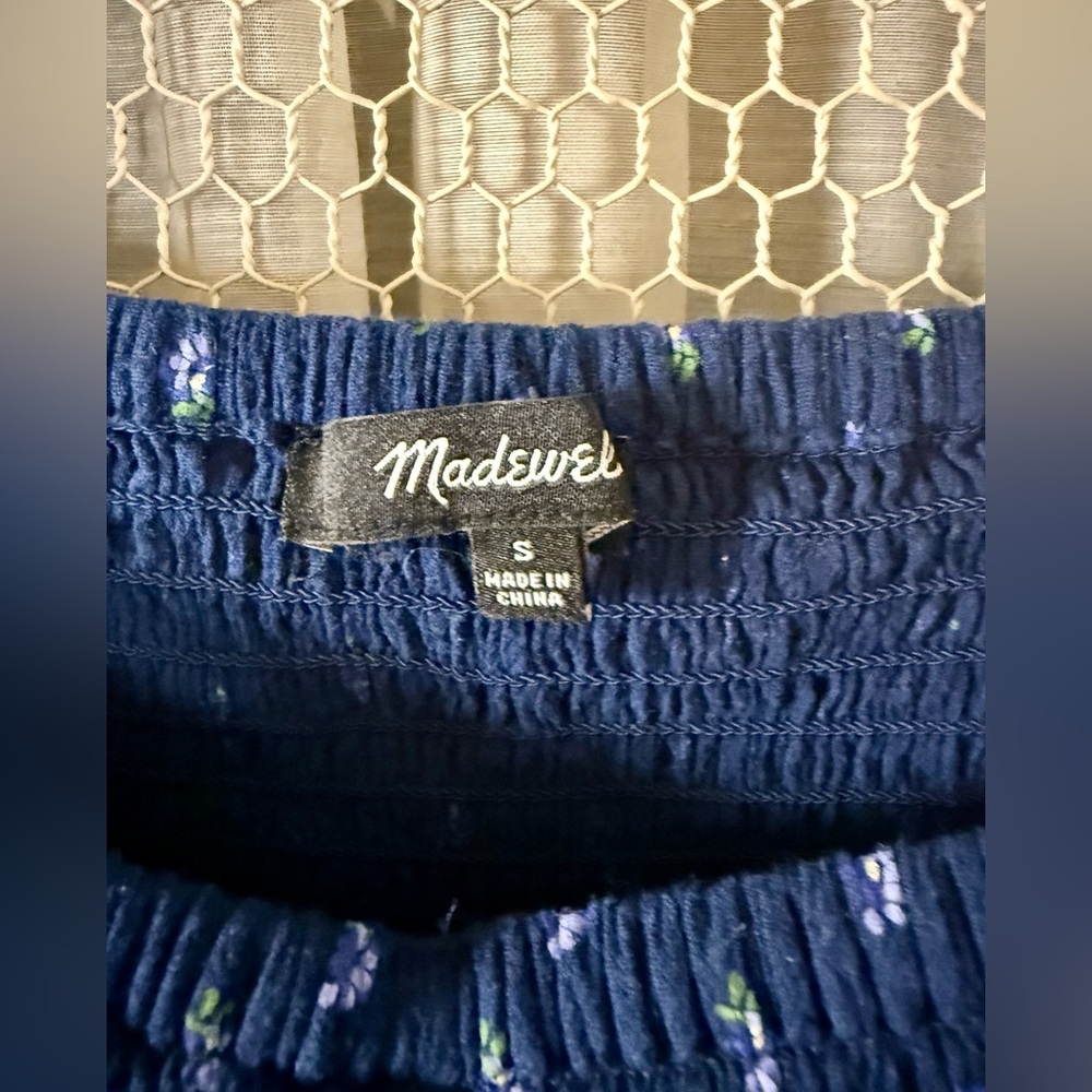 Madewell Lucille Balloon Sleeve Smocked Top in Classic Indigo Floral Size Small - Picture 7 of 8